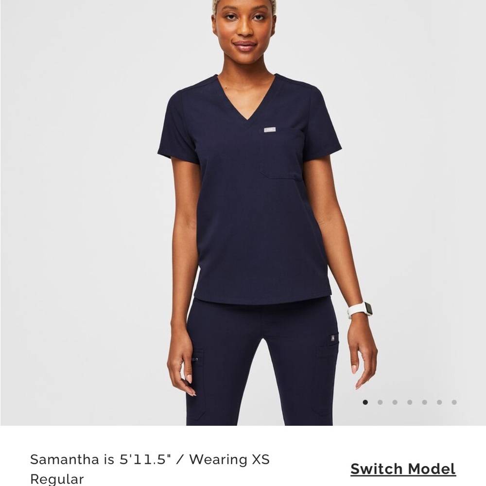 Figs Catarina One Pocket Navy Blue Small great condition